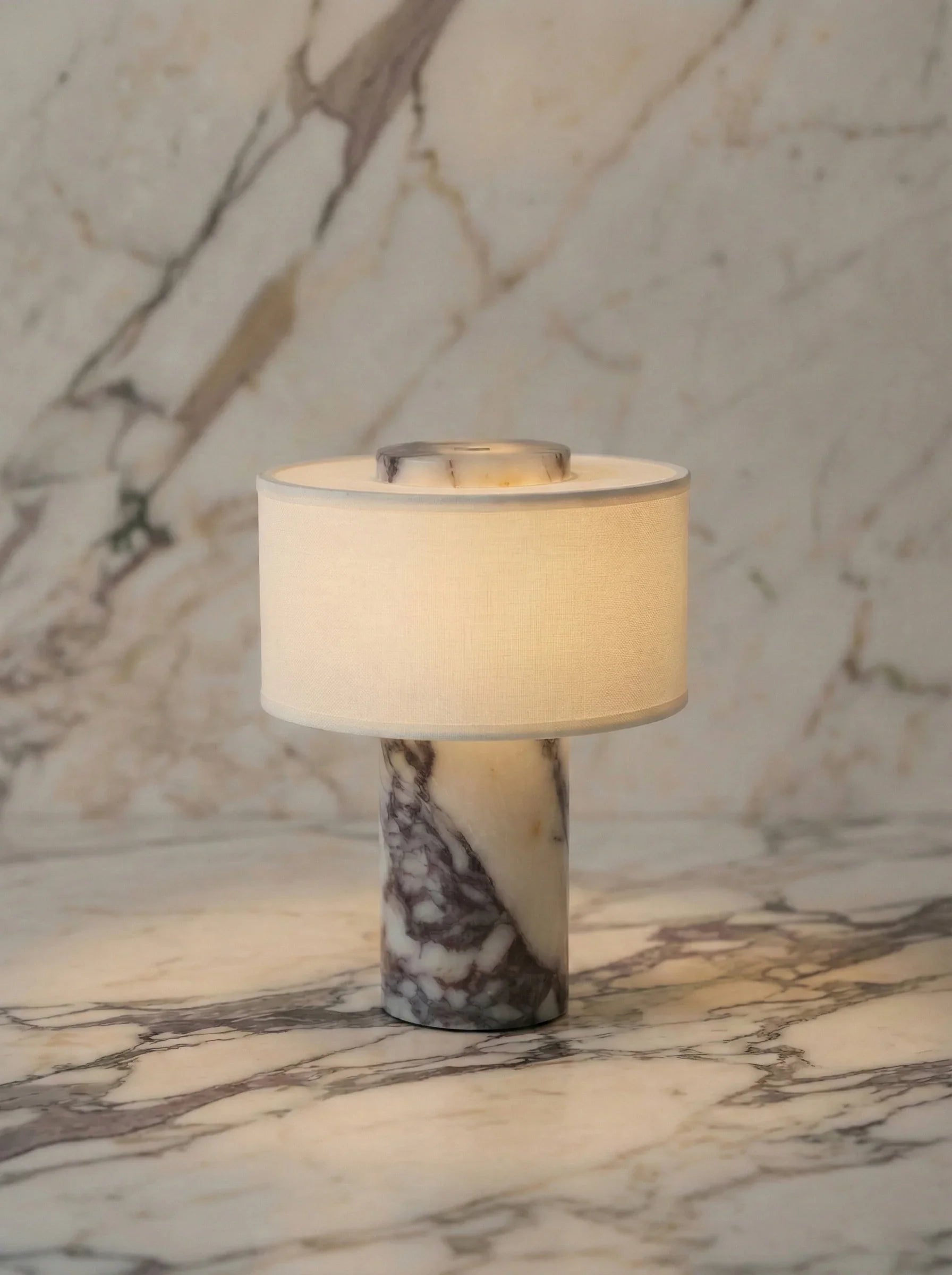 Lámpara Áurea Nox